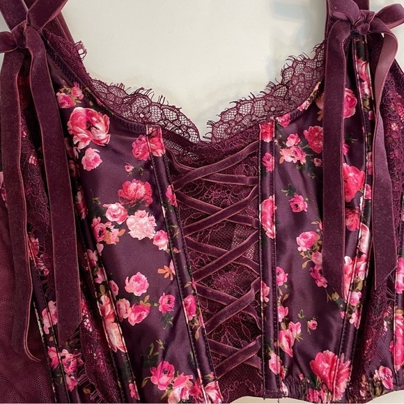 Victoria’s Secret Dream Angels Burgundy and Pink Lace Up Front Corset Bra Top - Picture 3 of 11